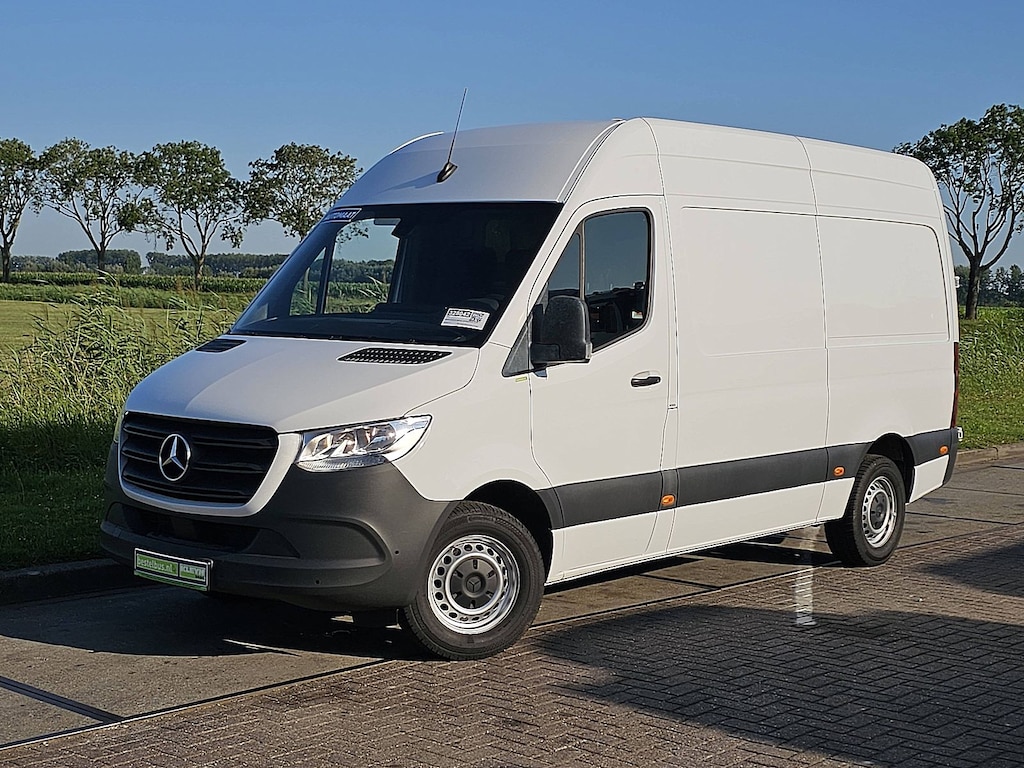 Mercedes-Benz Sprinter 317 1.9 CDI L2H2 RWD Cruise control, Airco, Pdc, Camera, Stoelverwarming, Automaat, Mbux, Carplay, Euro6, 170 PK