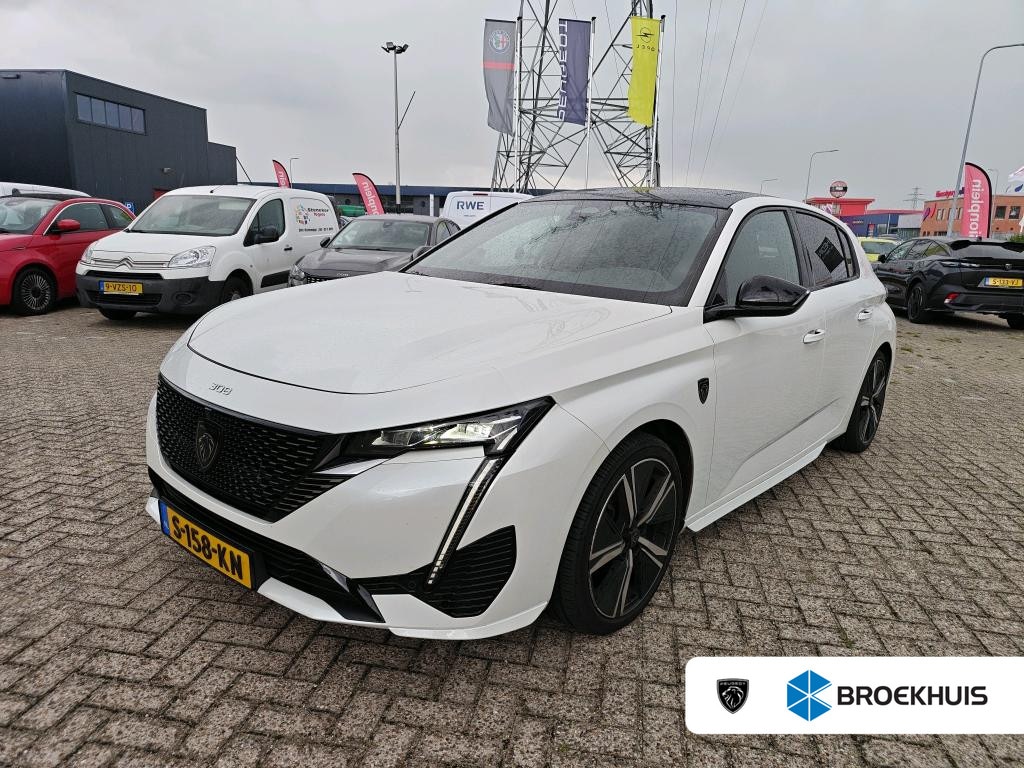 Peugeot 308 1.2 PureTech 130pk EAT8 GT | Automaat | Panorama/schuifdak | Focal | Navigatie | Camera voor + achter | NL auto |