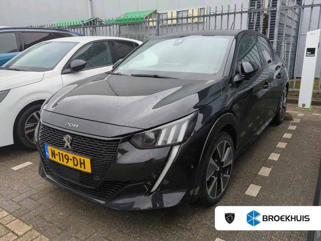 Peugeot e-208 EV GT 350 50 kWh | Fase 3 laden | Navigatie | Camera | Full LED | NL auto | Apple carplay | 78.000km |