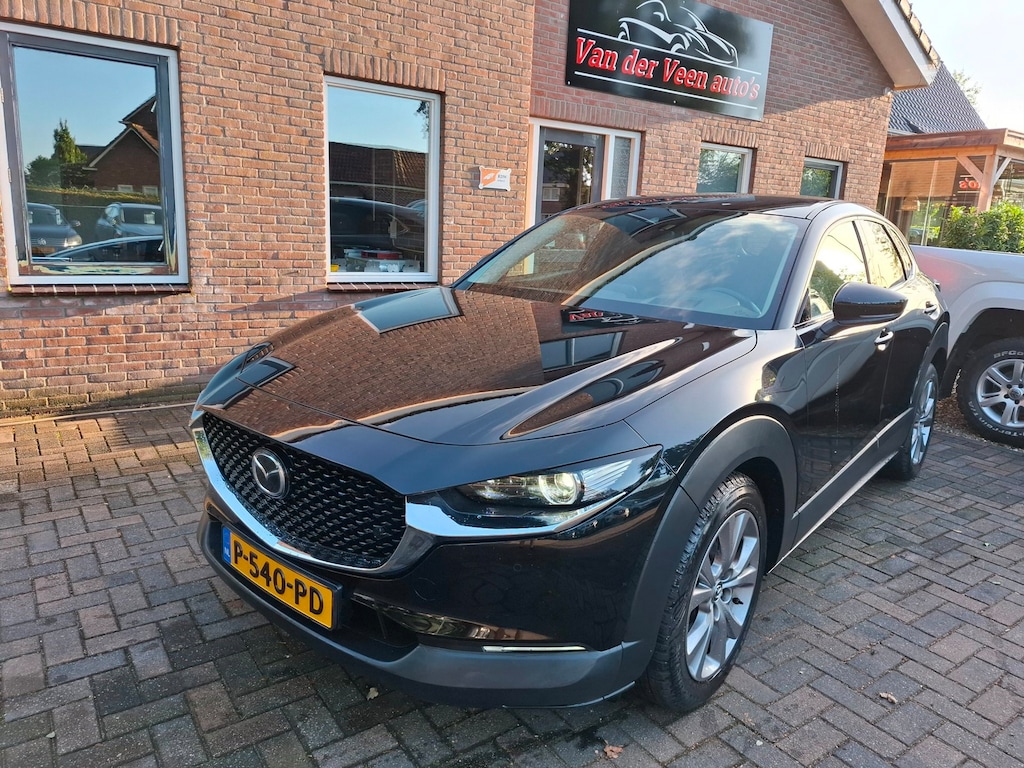 Mazda CX-30 2.0 e-SkyActiv M Hybrid. Leder, camera, bose, cruise, stoel- & stuurverw, etc. Prijs incl onderhoud en garantie.
