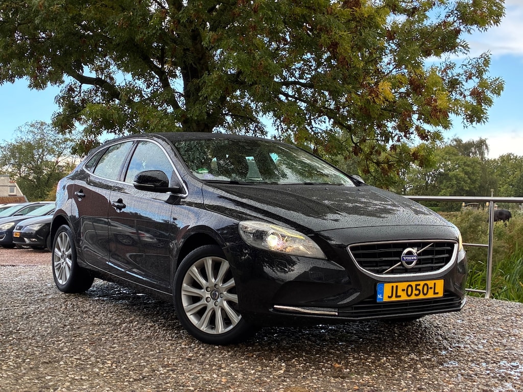 Volvo V40 2.0 T3 | Xenon + Clima + Navi nu €8.975,-!!