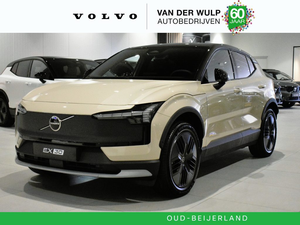 Volvo EX30 Cross Country P5 Long Range Plus Europa 272Pk/69kWh | Getint Glas | Harman Kardon