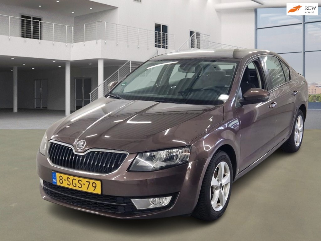 Skoda Octavia 1.2 TSI Greentech Ambition NAVI PSENSOR CRUISE 2 X SLEUTELS