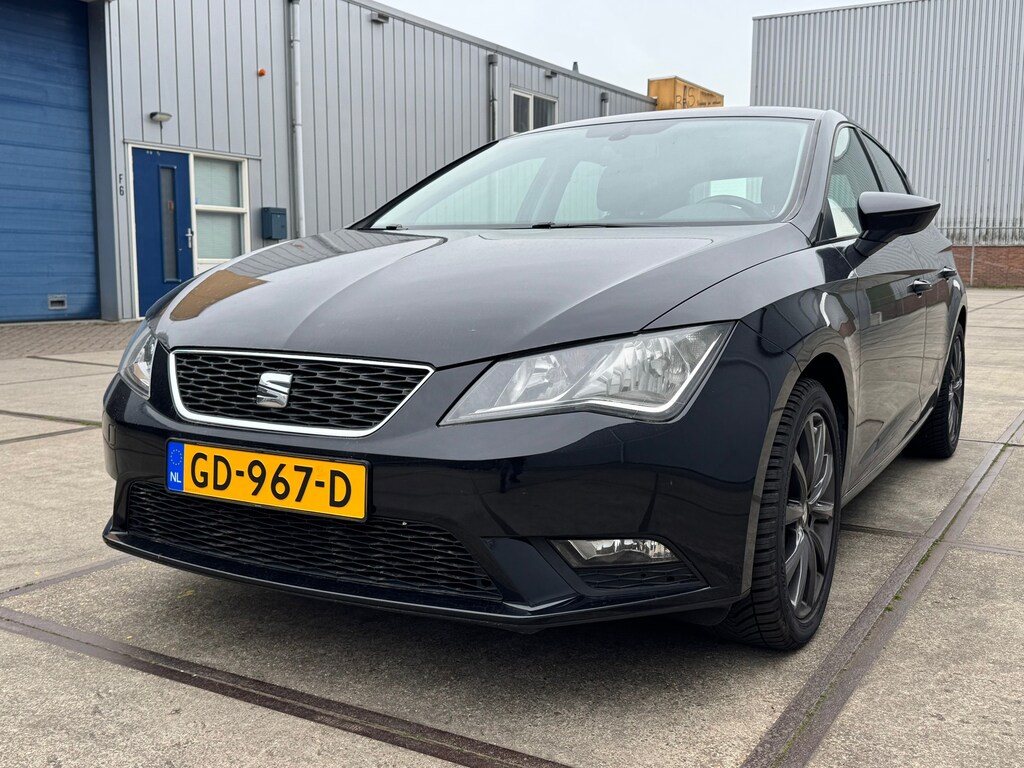 SEAT Leon 1.2 TSI Style LOOPT OP 3 CILINDERS