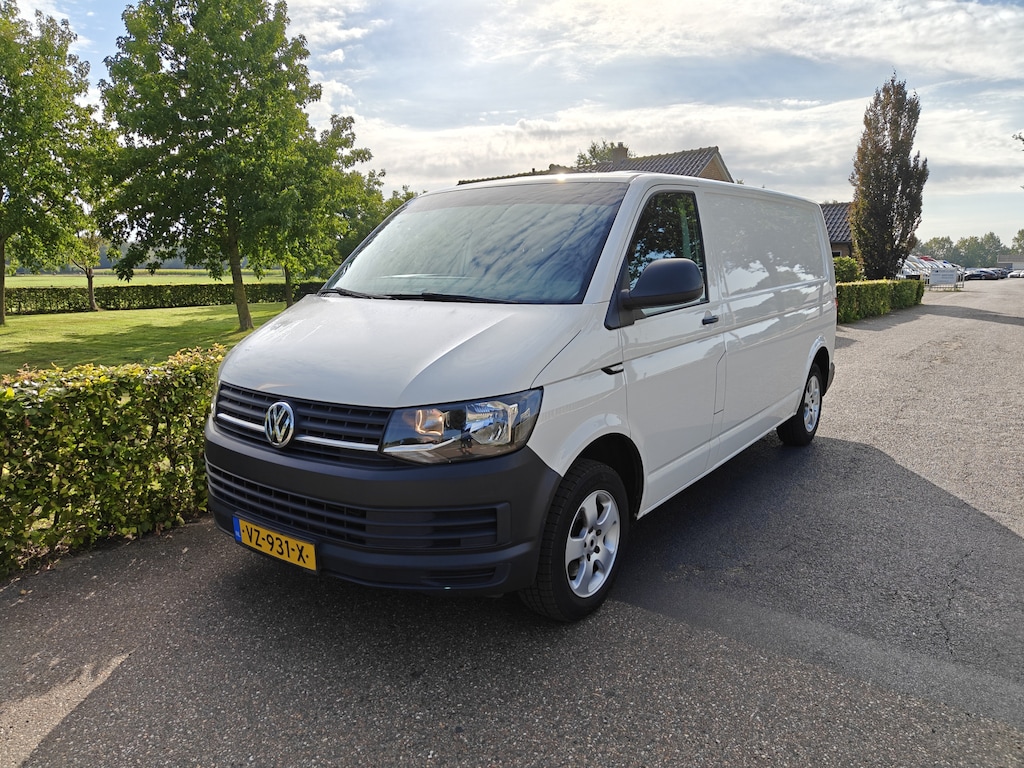 Volkswagen Transporter 2.0 TDI L1H1 Highline AIRCO/NAVI/DSG BJ 2016