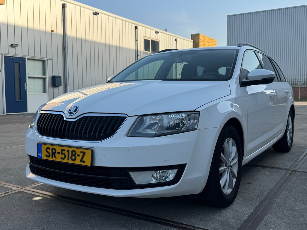 Skoda Octavia Combi 1.6 TDI Greentech Ambition Businessline