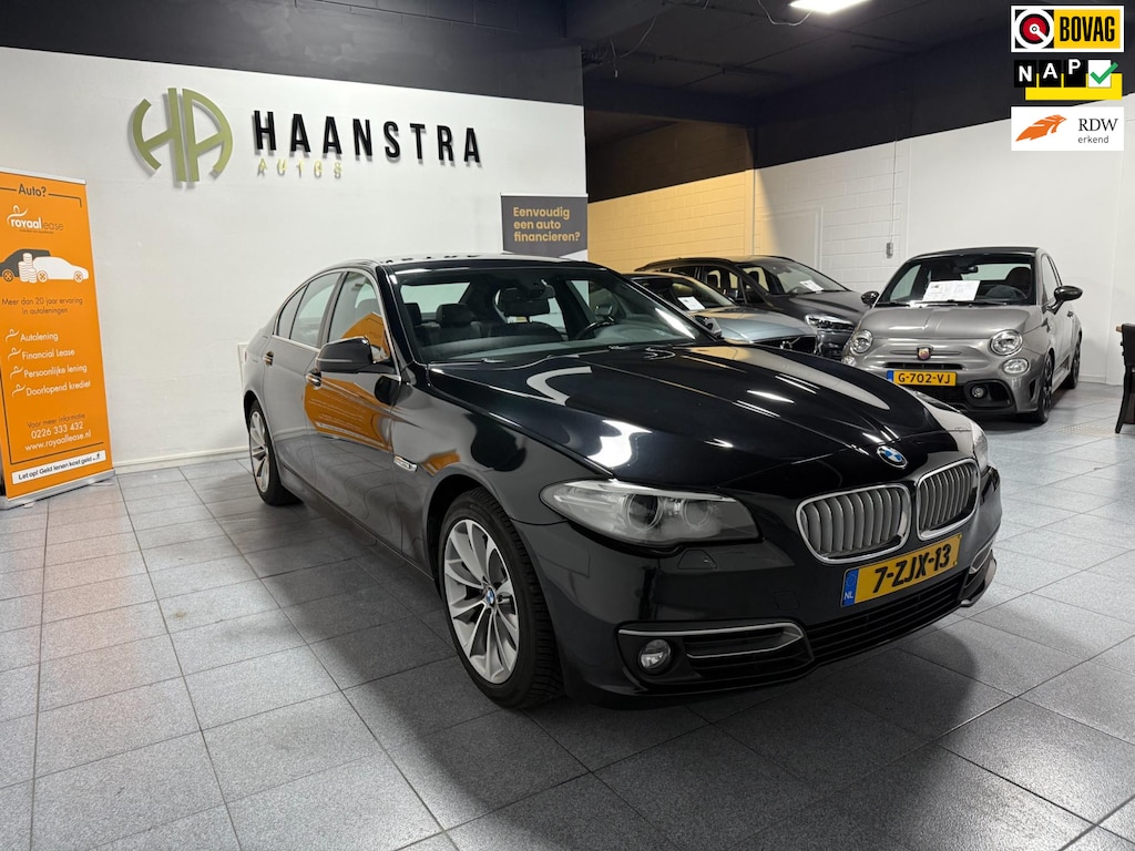 BMW 5-Serie 520i Sedan Modern Navigatie vol leder NL Auto! NAP Nieuw Staat!