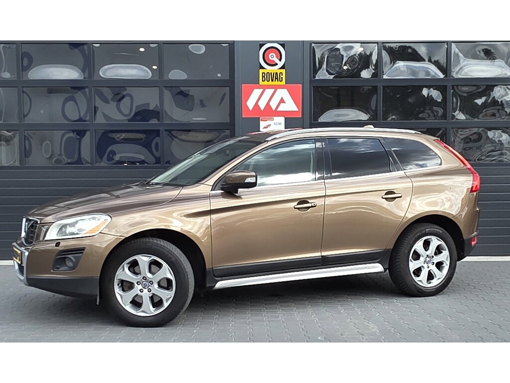 Volvo XC60 3.0 T6 AWD Summum | GOED ONDERHOUDEN | TREKHAAK | STOELVERWARMING | CAMERA