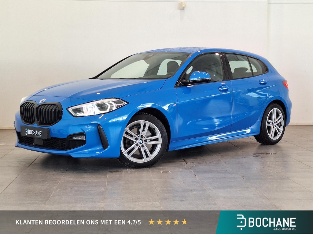 BMW 1-Serie 118i Executive Edition | M-Sport | Camera | Stoelverwarming | Keyless