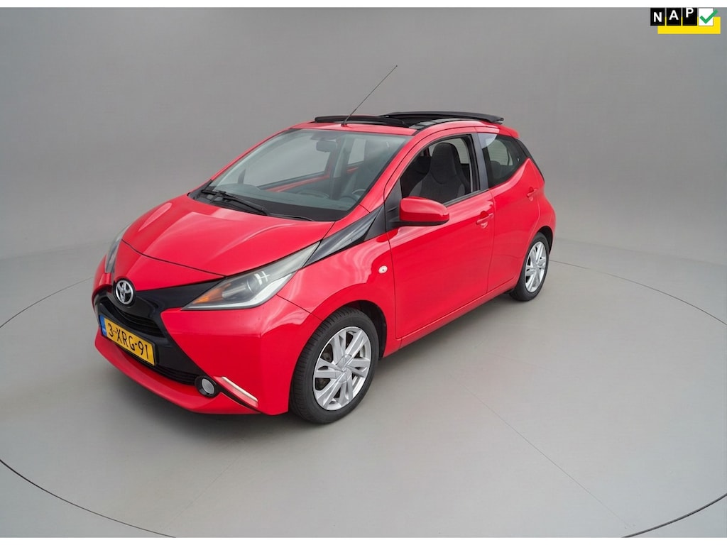 Toyota Aygo 1.0 VVT-i x-wave, Open dak, Trekhaak, Cruise, Airco, LM, Lage kms, NAP