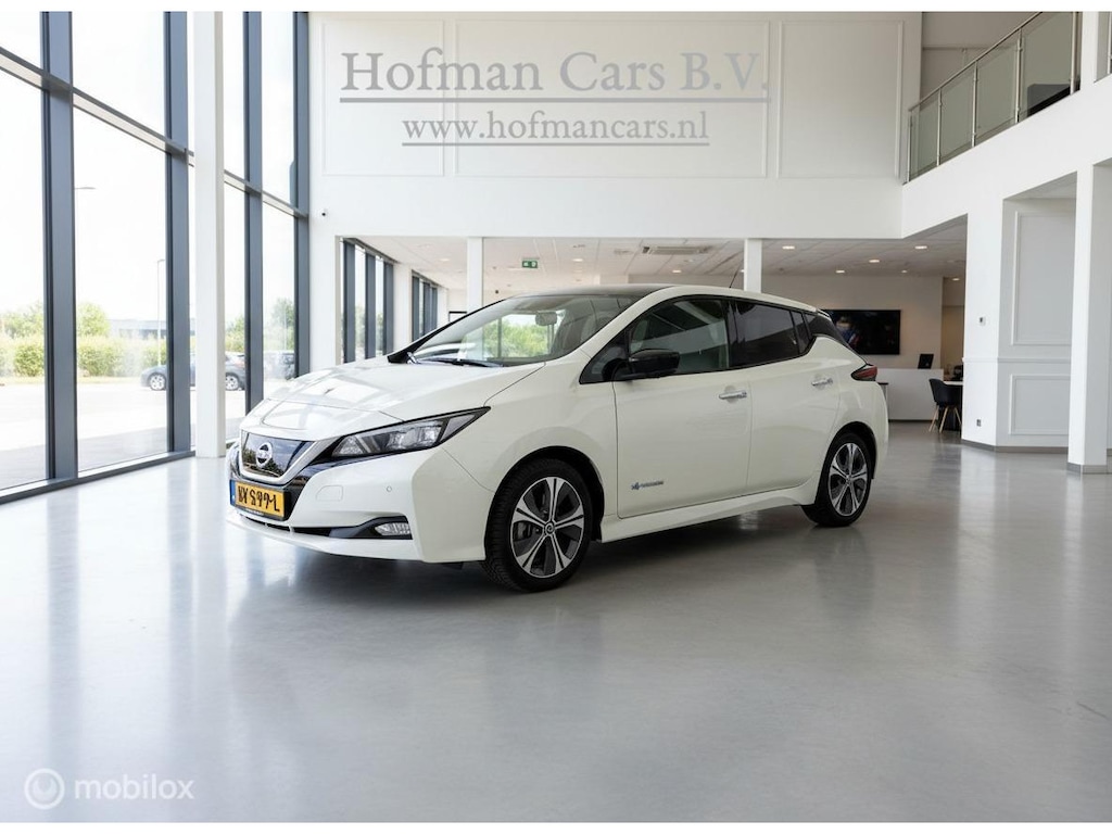 Nissan Leaf Tekna 40 kWh 150 PK | SOH 86,43% MOBA | 360° Camera | Parelmoer