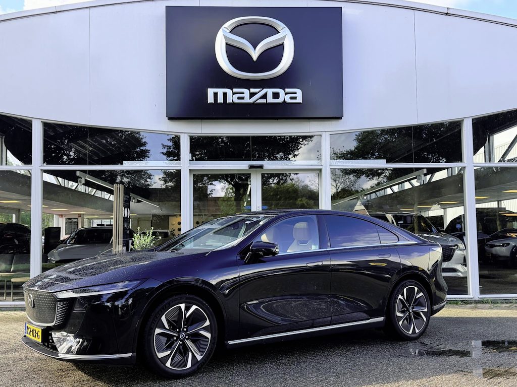 Mazda 6e Takumi Long Range 80 kWh