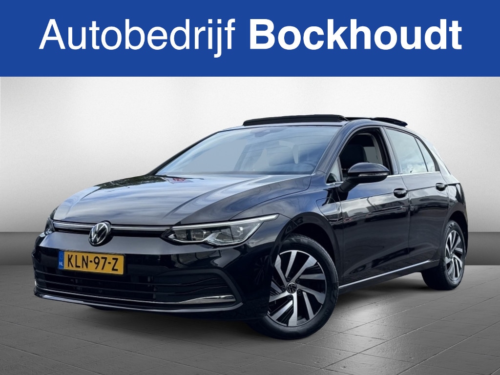 Volkswagen Golf 1.4 eHybrid Style | Panorama Dak | Sfeerverlichting | Navigatie