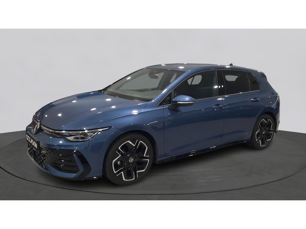 Volkswagen Golf 1.5 eTSI Automaat R-Line Edition | Demo | LED Matrix | 18" York velgen |