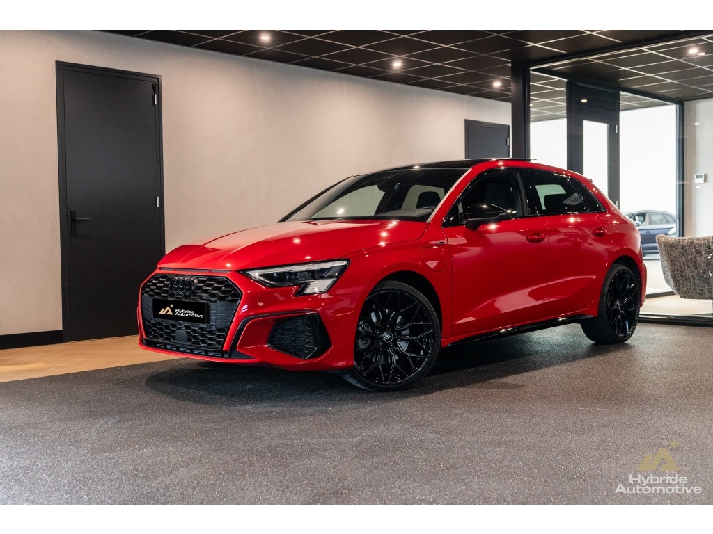 Audi A3 Sportback 40 TFSI 3X S-LINE | PANO | B&O | ALC | SPORTUITLAAT