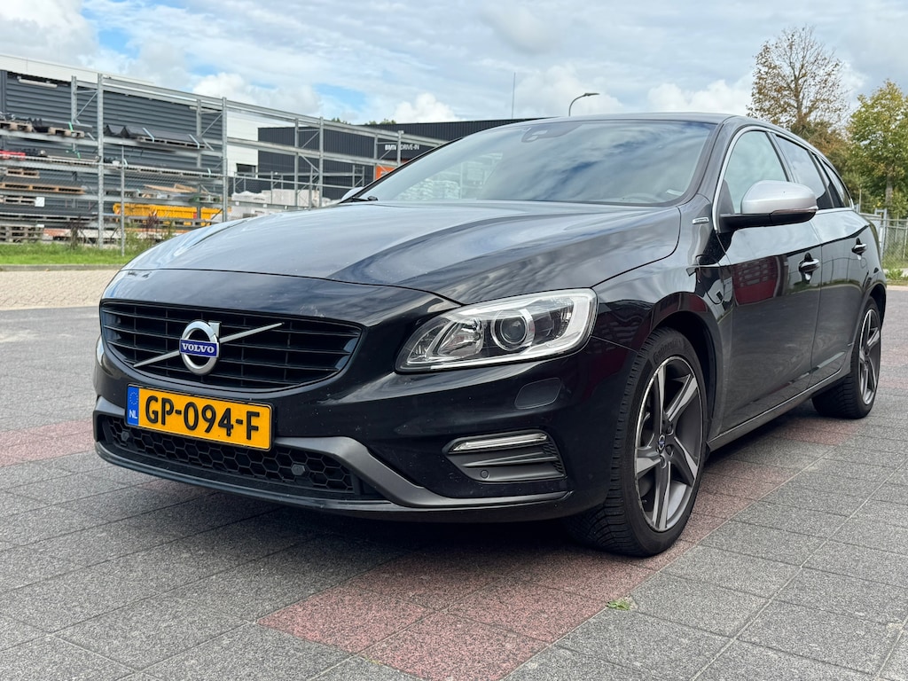 Volvo V60 2.4 D6 Twin Engine R-Design