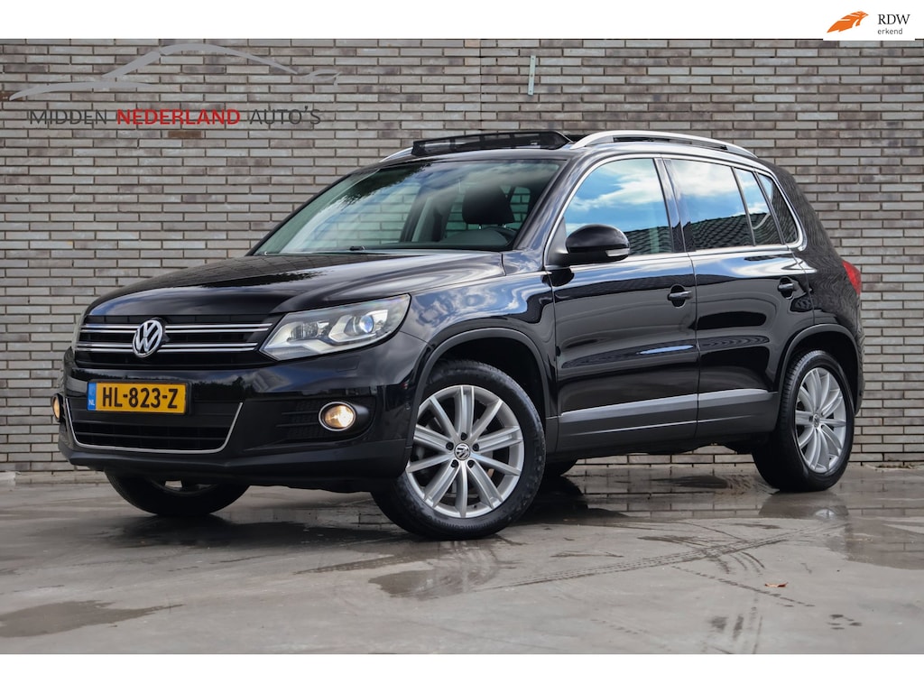 Volkswagen Tiguan 2.0 TSI Track&Field 4Motion * TREKHAAK * PANORAMA * KEYLESS *