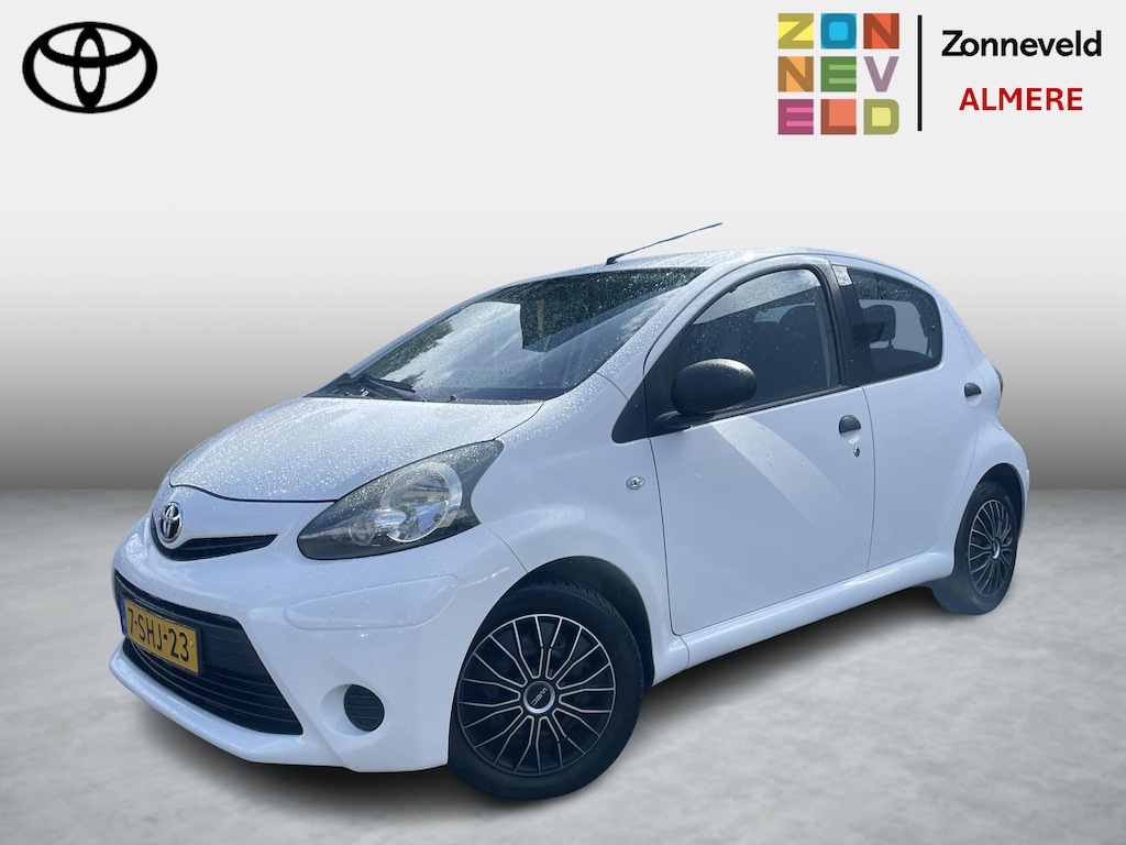 Toyota Aygo 1.0 VVT-i Now