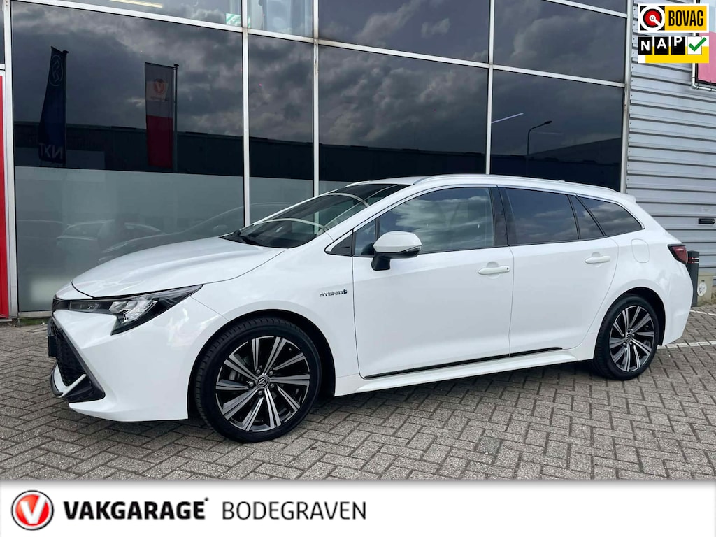 Toyota Corolla Touring Sports 1.8 Hybrid TeamNL / trekhaak / camera