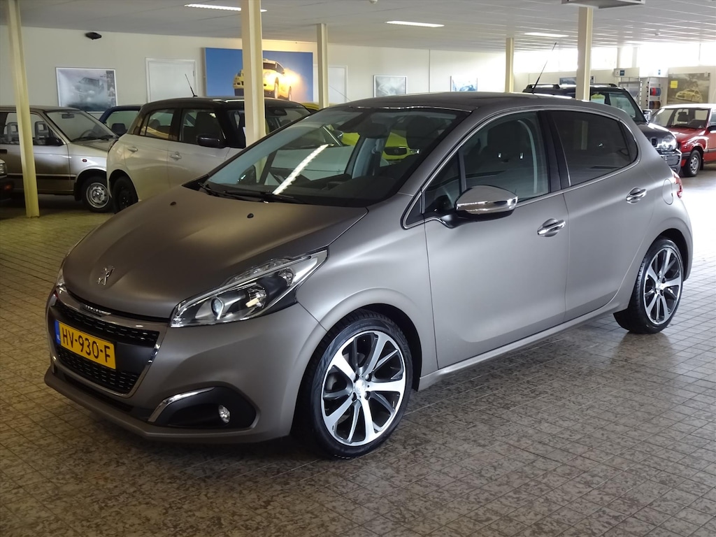 Peugeot 208 1.2 Puretech 110pk 5D Première, nieuwe distr.riem, Ice Grey textuurlak