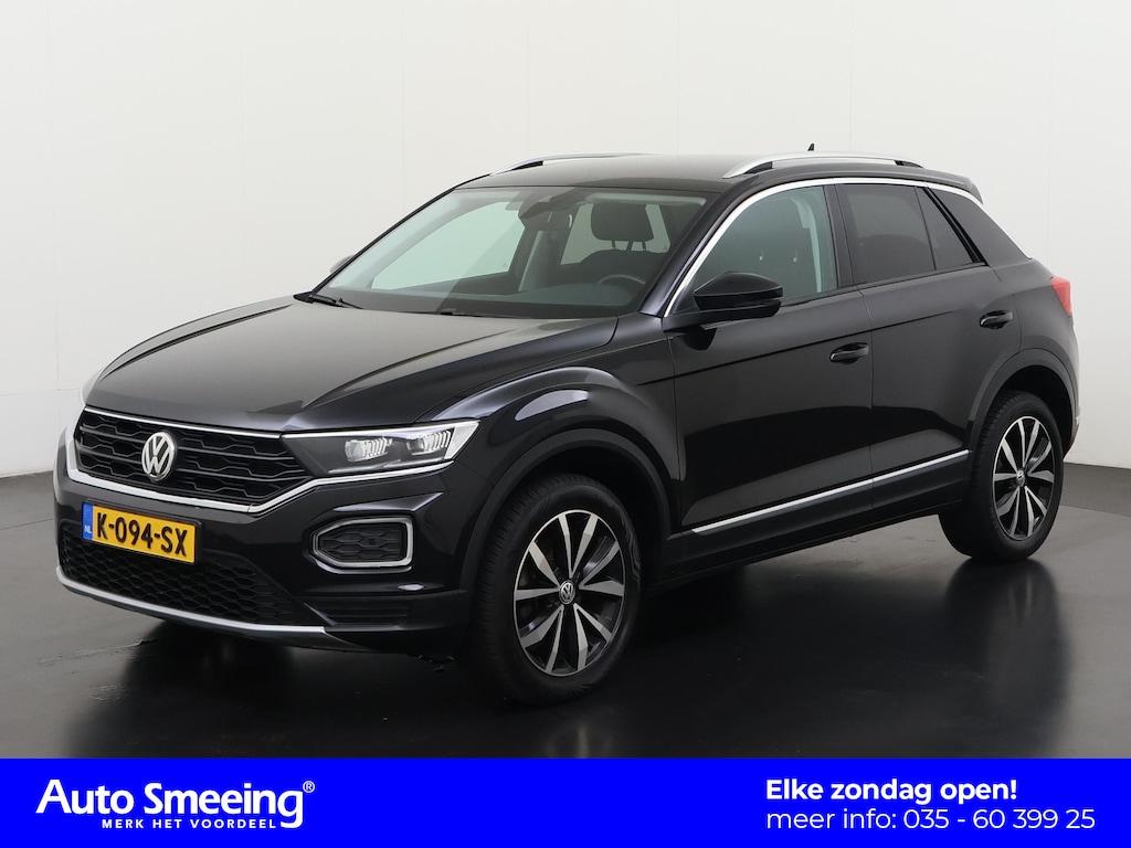 Volkswagen T-Roc 1.5 TSI Sport Business R | Trekhaak | Stoelverwarming | Camera | Zondag Open!