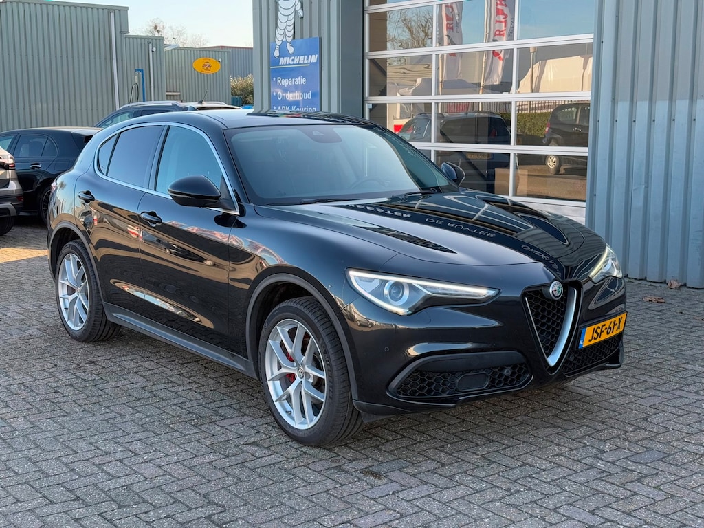 Alfa Romeo Stelvio 2.0 T AWD 280PK | Pano | Memory |Keyless | Trekhaak | BTW