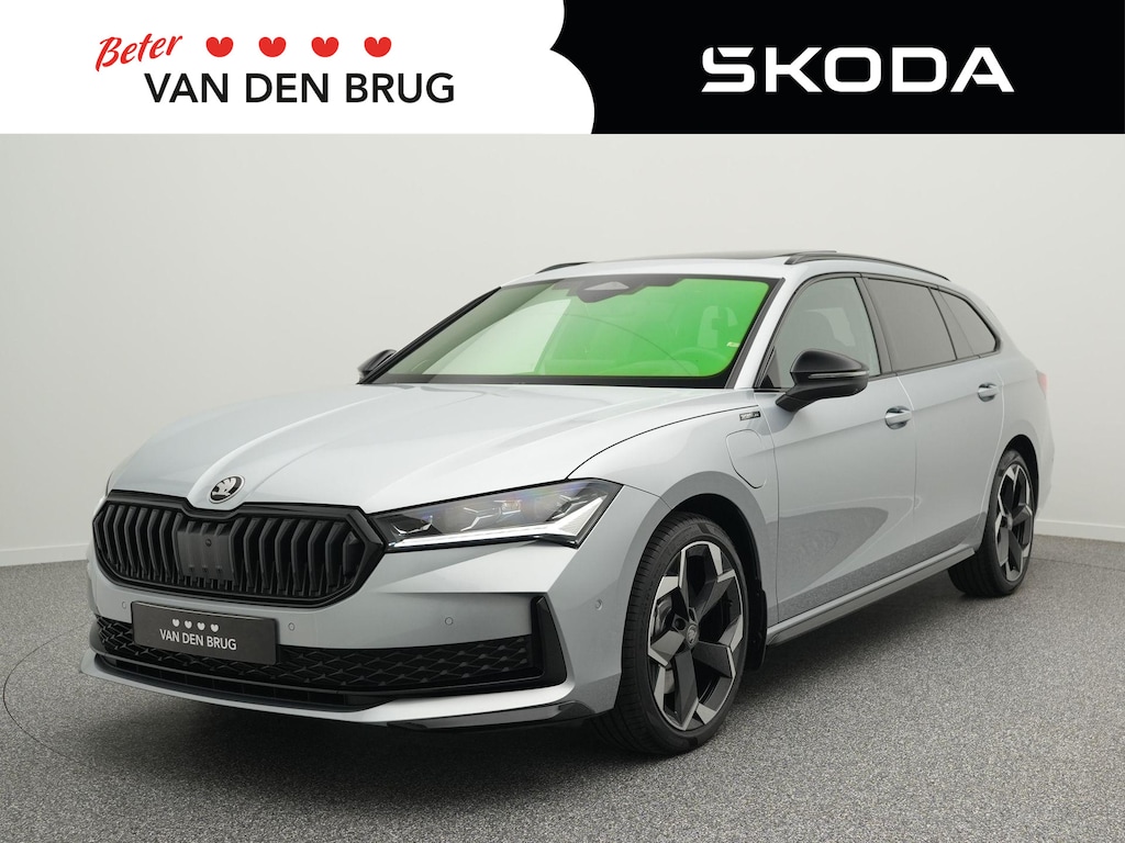 Skoda Superb Combi 1.5 TSI 204pk PHEV Sportline Business | Trekhaak | Panoramadak | Canton | Head-Up | Voorruitverwarming | 360gr Camera |