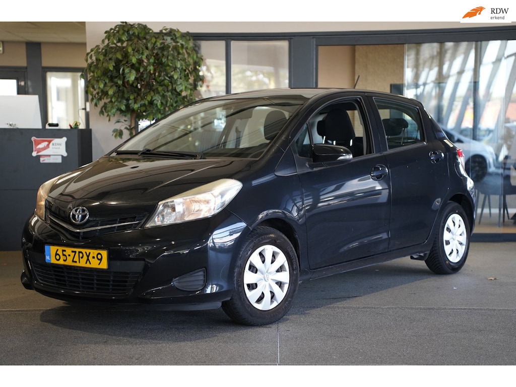 Toyota Yaris 1.0 VVT-i Aspiration Camera CV Elek Ramen Bleutooth