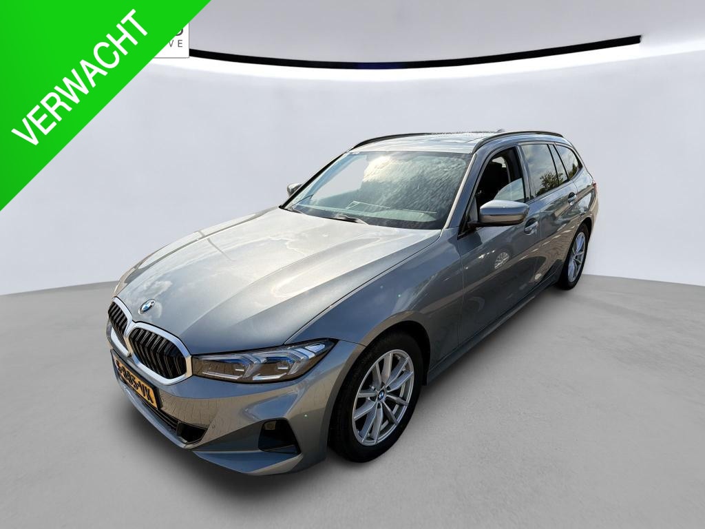 BMW 3-Serie Touring 318i NL-AUTO | PANODAK | BMW Curved Display, iDrive 8