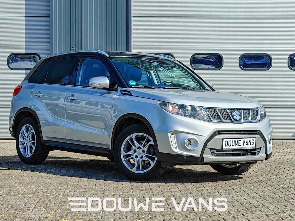 Suzuki Vitara 1.4 Automaat Trekhaak Panorama Carplay Navi Camera