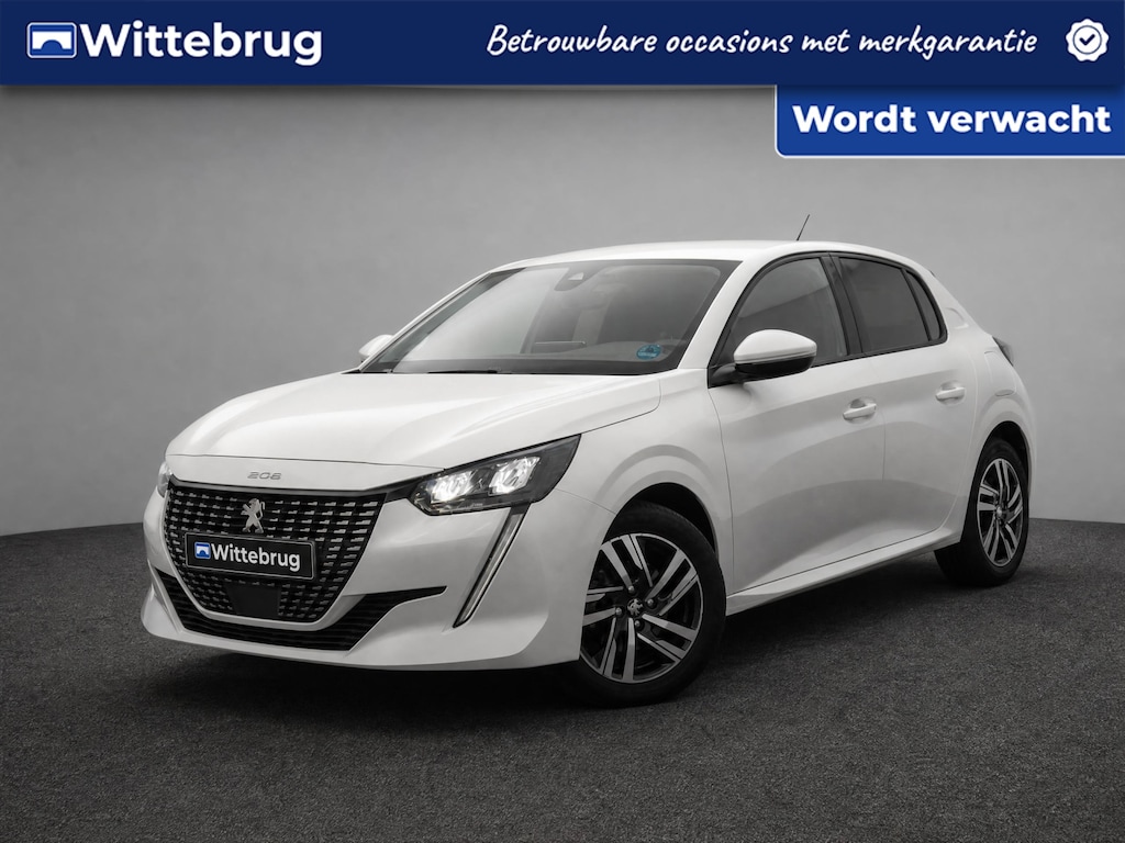 Peugeot 208 1.2 PureTech Allure Pack | Wordt Verwacht ! | Automaat | Navigatie | Camera | DAB | Parelmoer Wit |