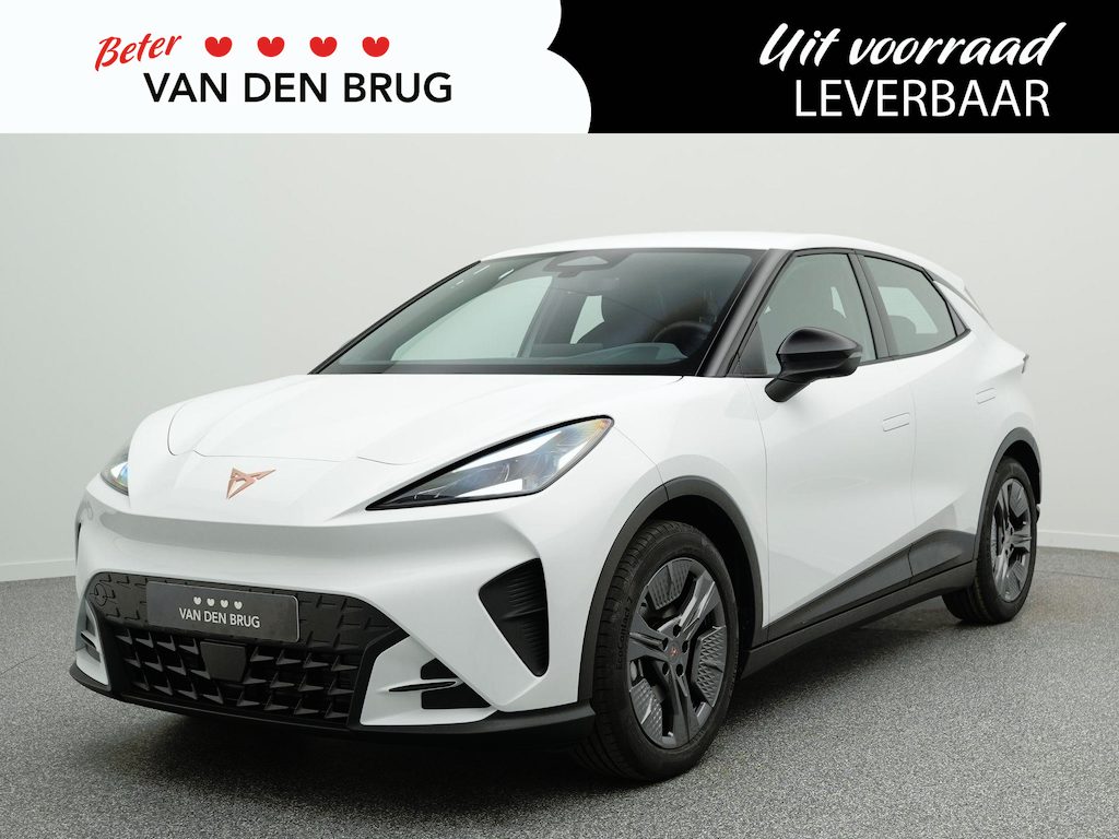 CUPRA Raval Essential 39 kWh 135 PK | Adaptieve Cruise Control | Parkeersensoren Achter | LED Verlichting | 18'' Lichtmetalen velgen |