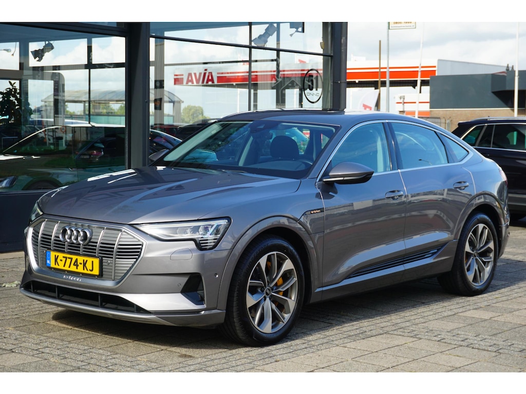 Audi e-tron Sportback 55 quattro Business edition Plus 95 kWh | trekhaak | PANO | 91% soh | luchtvering