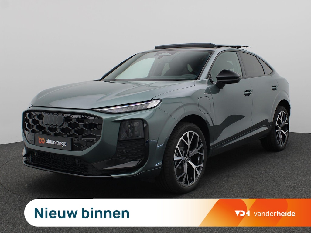 Audi Q3 Sportback 1.5 e-hybrid S edition 272PK S-Tronic SOH 100% Panoramadak, Trekhaak, Achteruitrijcamera, Stoel-Stuurverwarming, 20" LM Velgen, LED Plus, Elektr. Achterklep