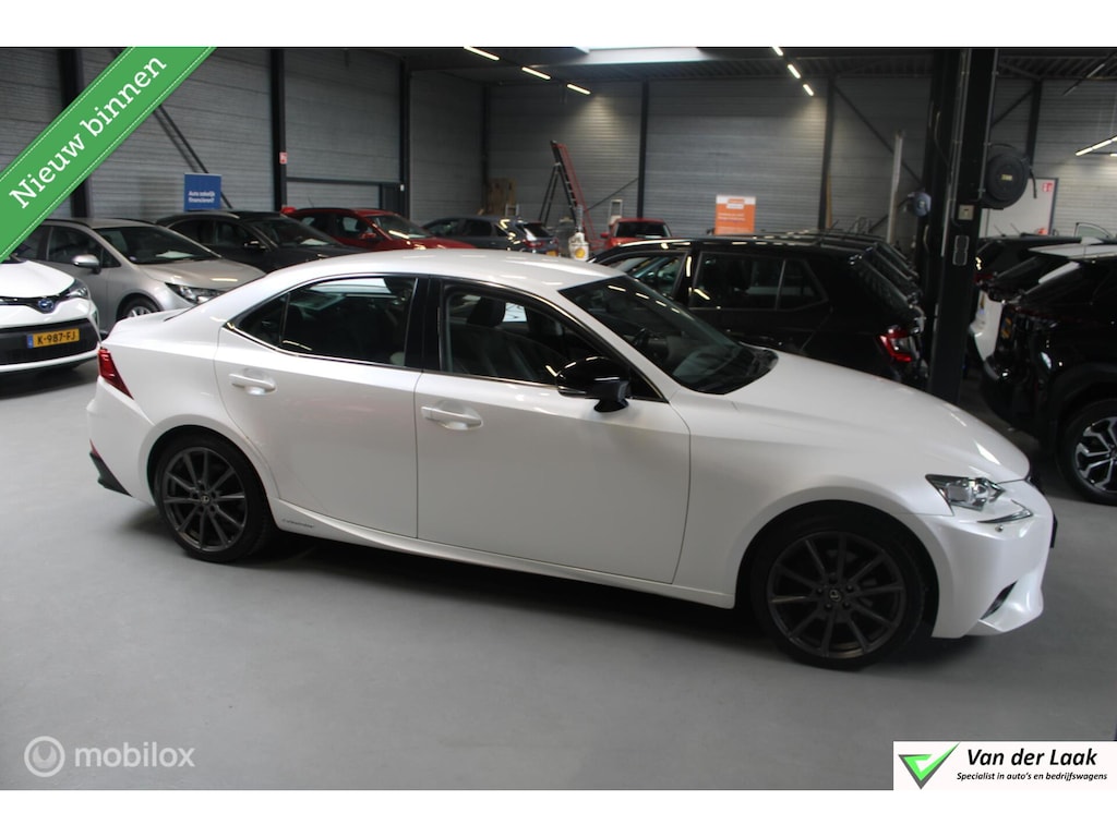 Lexus IS 300h Sport Edition NL Auto Boekjes | BTW Auto | Half Leer |