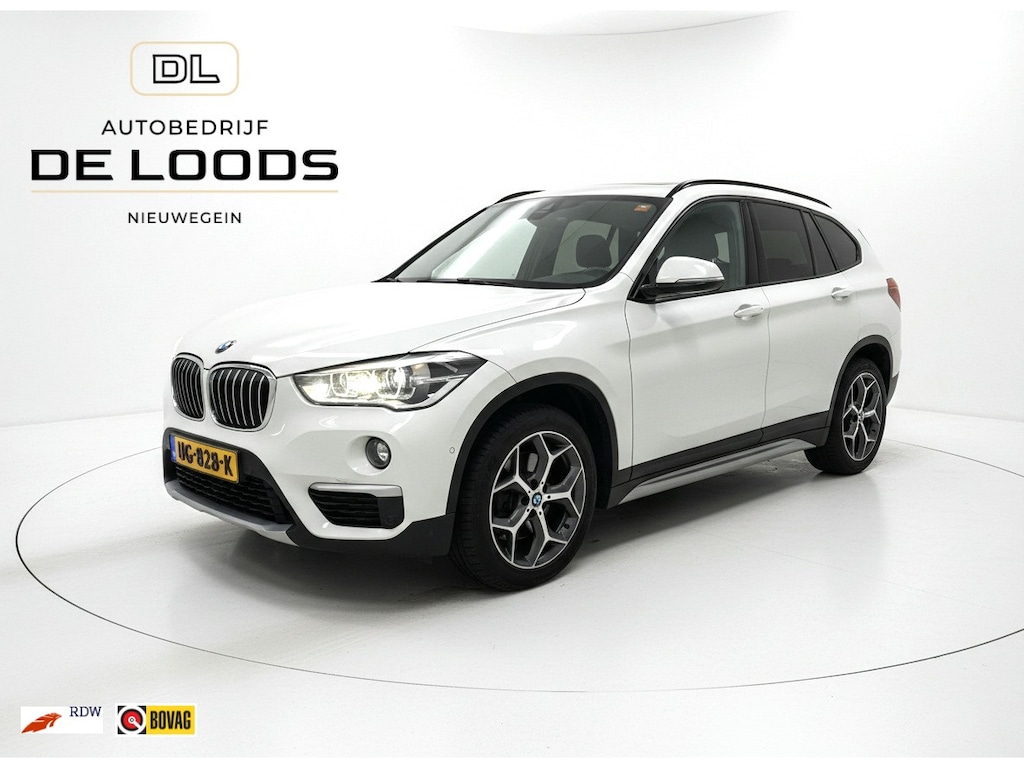 BMW X1 SDRIVE18I sDrive18i Cent High Executive HUD, LEER, TREKH, HARMAN KARDON, PDC, AUTOMAAT 12MND BOVAG GARANTIE