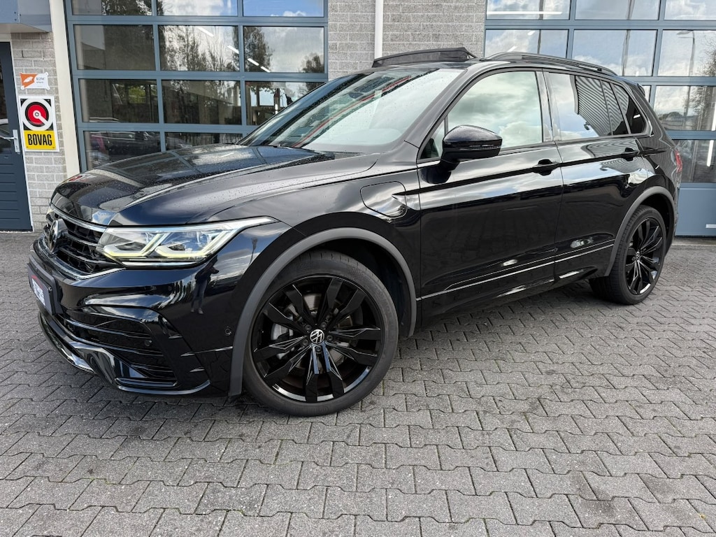 Volkswagen Tiguan 1.4 TSI eHybrid R-Line Black Style|SCHUIFDAK|LEDER|