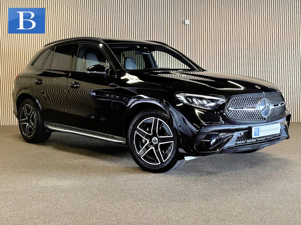 Mercedes-Benz GLC 200 4-Matic AMG STYLING-PANORAMADAK-TREKHAAK-CAMERA-APPLE CARPLAY-COMPLEET
