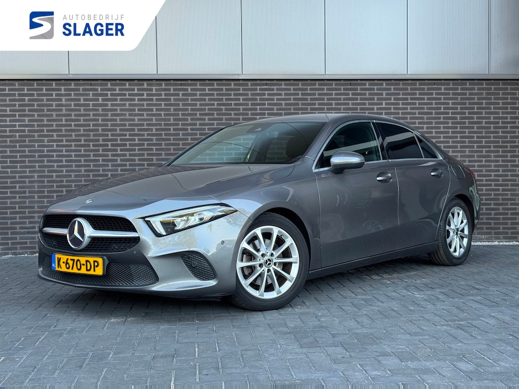 Mercedes-Benz A-klasse 200 Business Solution AMG | Navi | LED | Camera | Widescreen