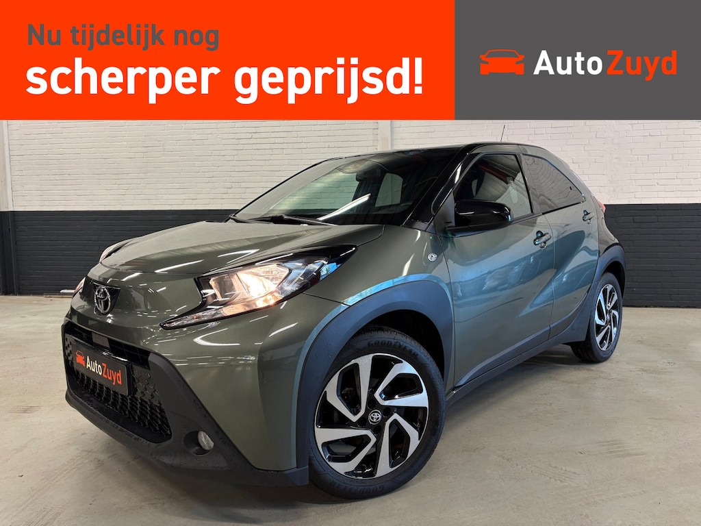 Toyota Aygo X 1.0 VVT-i Pulse | Bi tone |Carplay | 17 " | Camera