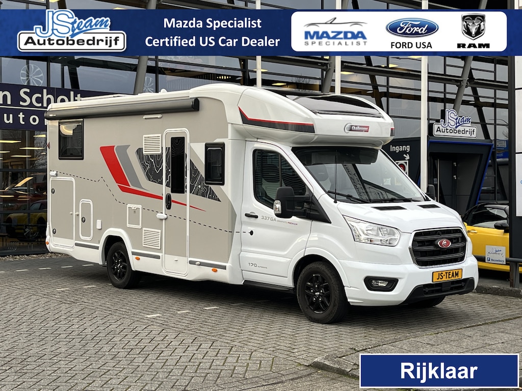 Challenger 337 GA Graphite Ultimate Ford Transit Automaat 170PK Face to Face 4-Persoons