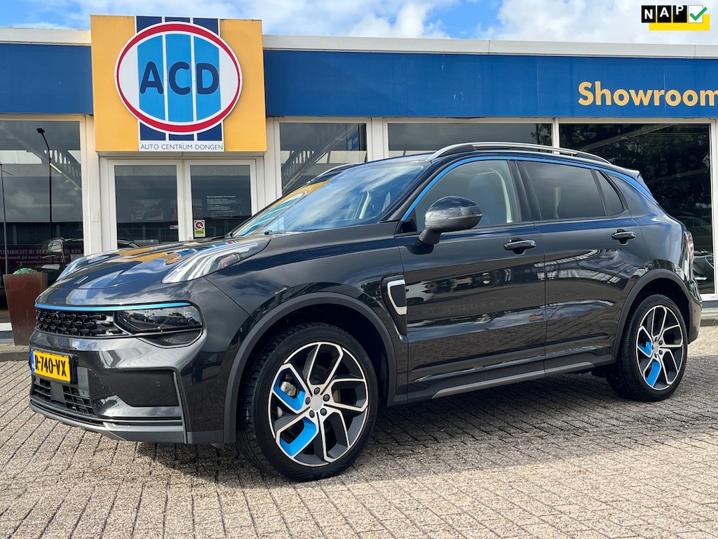 Lynk & Co 01 1.5 261pk PHEV 7DCTH | Orig.NL | PanoramaDak | 360 graden Camera | Carplay |