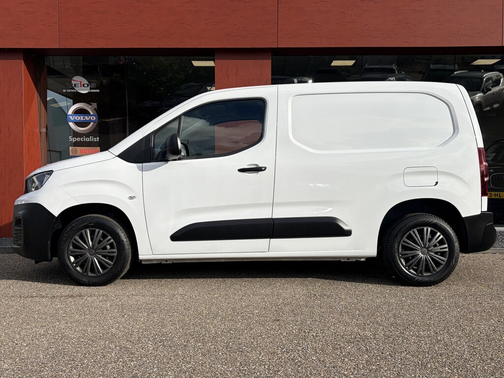 Peugeot Partner 1.5 BlueHDi 100 S&S L1 | 7.200km! | AIRCO | CRUISE | TREKHAAK | NIEUWSTAAT!