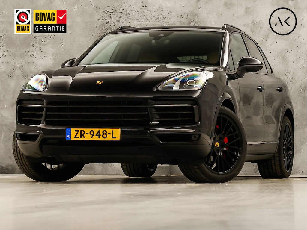 Porsche Cayenne 3.0 E-Hybrid Sport 463Pk (SPORTCHRONO PAKKET, LUCHTVERING, SOH 95%, BLACK PACK, APPLE CARPLAY, MEMORY SEATS, STOELVERWARMING, GETINT GLAS, CAMERA, NIEUWSTAAT)