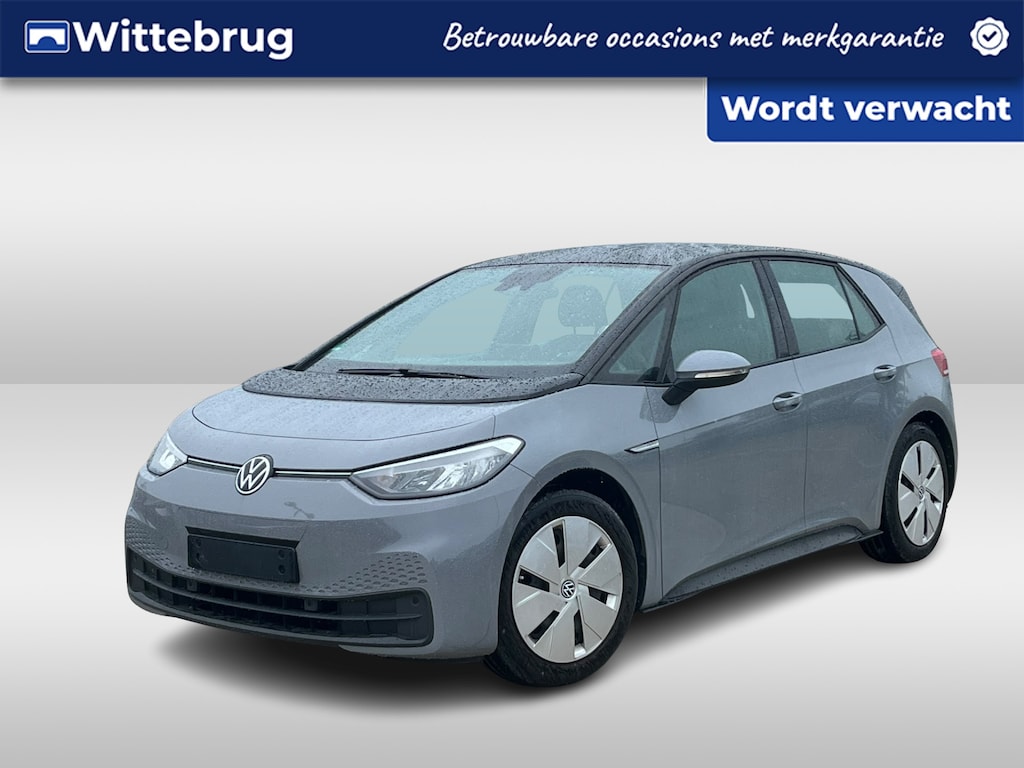 Volkswagen ID.3 Pure 45 kWh 149pk / Navigatie / App-Connect / Stuur & Stoelverwarming / Parkeersensoren /