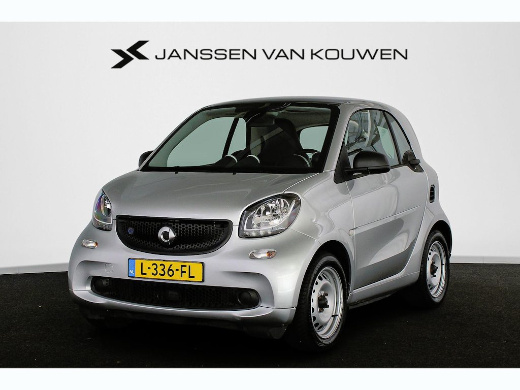 smart EQ Fortwo Comfort 18 kWh Panoramadak Stoelverwarming Climate Control
