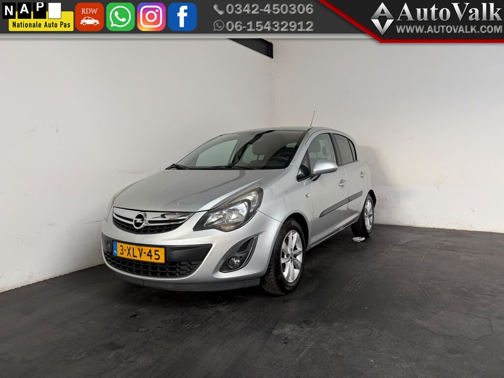 Opel Corsa 1.2-16V Design Edition. Apk 07-2027!