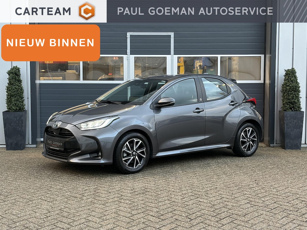 Toyota Yaris 1.5-l-VVT-i Hybrid CVT Luxe | LED | Parkeer sensoren | Camera | Dodehoek |