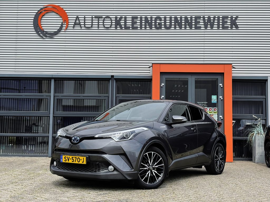 Toyota C-HR / C-HR+ 1.8 Hybrid Dynamic / NL auto / Trekhaak Afneembaar / Camera / Navi / Stoelverwarming /
