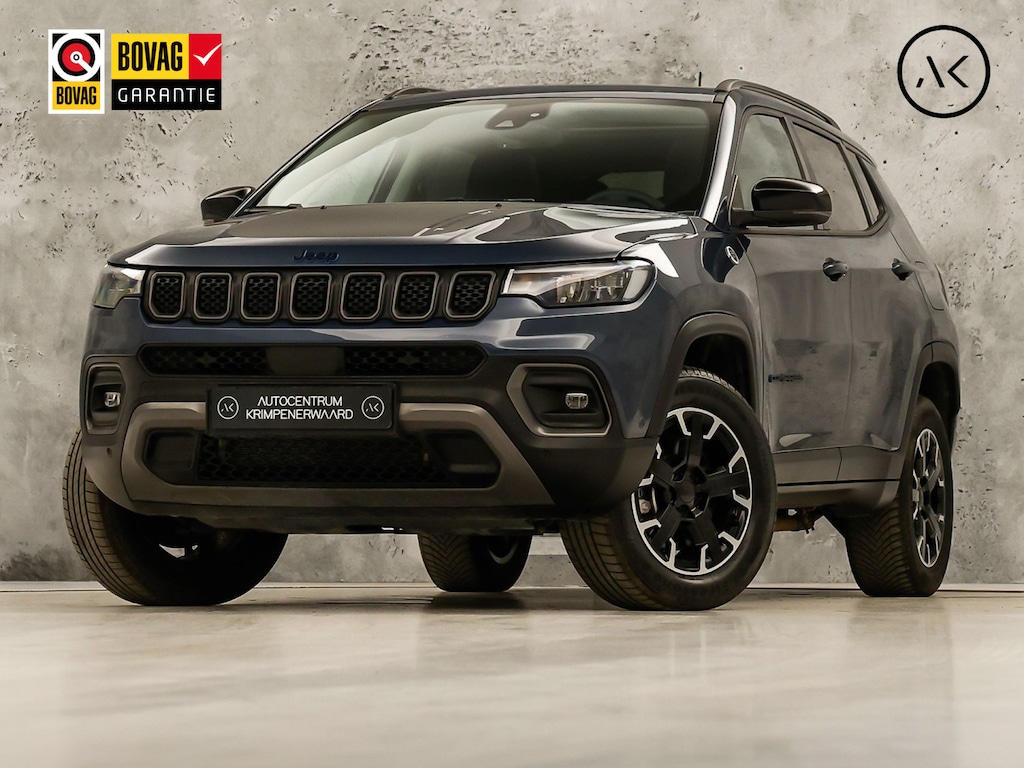 Jeep Compass 4xe 240 Plug-in Hybrid Electric Trailhawk 240Pk Automaat (PANORAMADAK, VIRTUAL COCKPIT, APPLE CARPLAY, GROOT NAVI, CAMERA, SPORTSTOELEN, GETINT GLAS, ADAPTIVE CRUISE, NIEUWSTAAT)